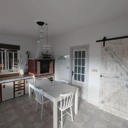 Casita Tranquila, Con Finca Y Cerca De Las Playas Muxia Exterior foto